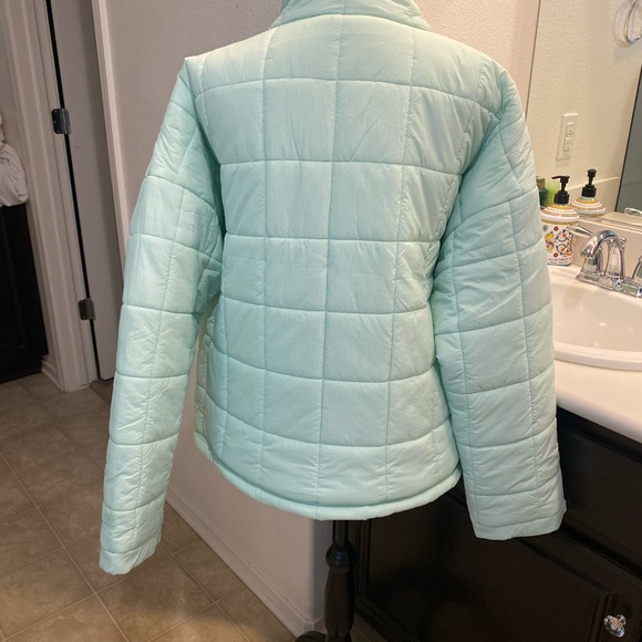 NWT  Rip Curl Puff Jacket - Picture 7 of 9